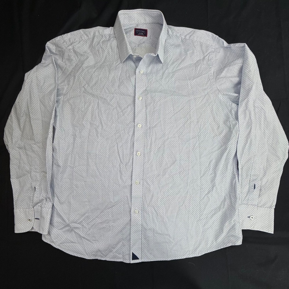 UNTUCKit Mens XL Button Down Shirt White Blue Micro pattern Print Long Sleeve